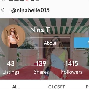 Beware!!! Ninabelle015 sells fake merchandise!!! Don't be like me and buy!